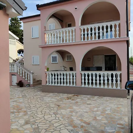Juric * Privlaka (Zadar)